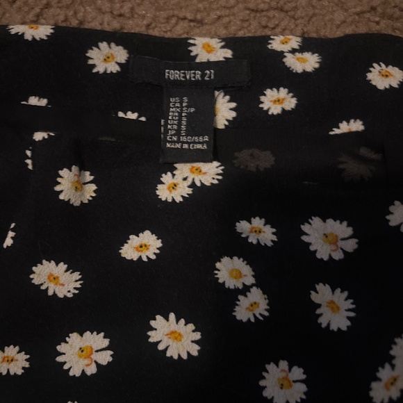 Daisy Skirt - Picture 2 of 2